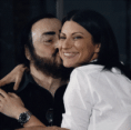 /album/laura-e-amigos/laura-pausini-e-lucianno-pavarotti-gif/